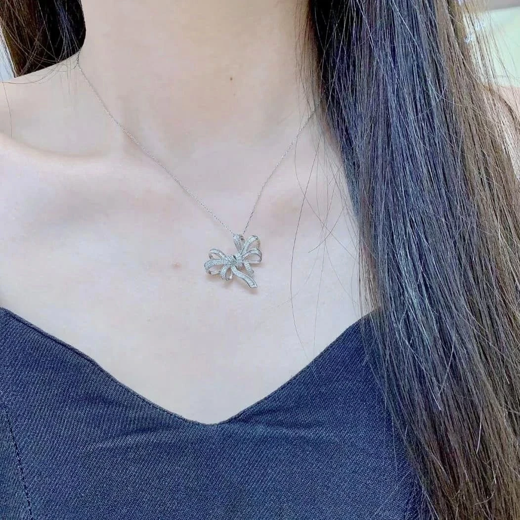 18K天然鑽石-絲帶蝴蝶結項鍊