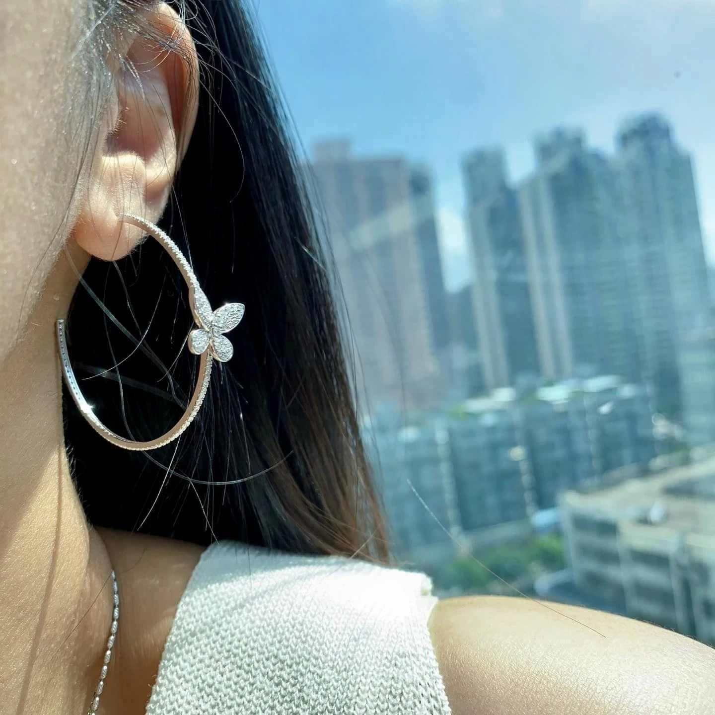 18K天然鑽石蝴蝶大耳圈耳環