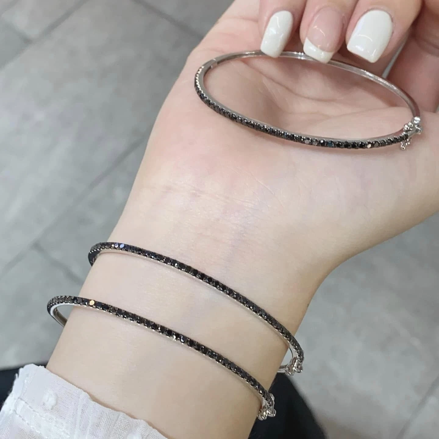 18K天然黑鑽石-個性手環