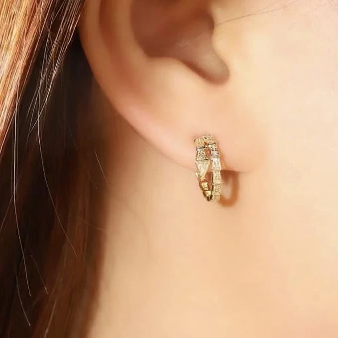 18K天然鑽石-蛇款耳環