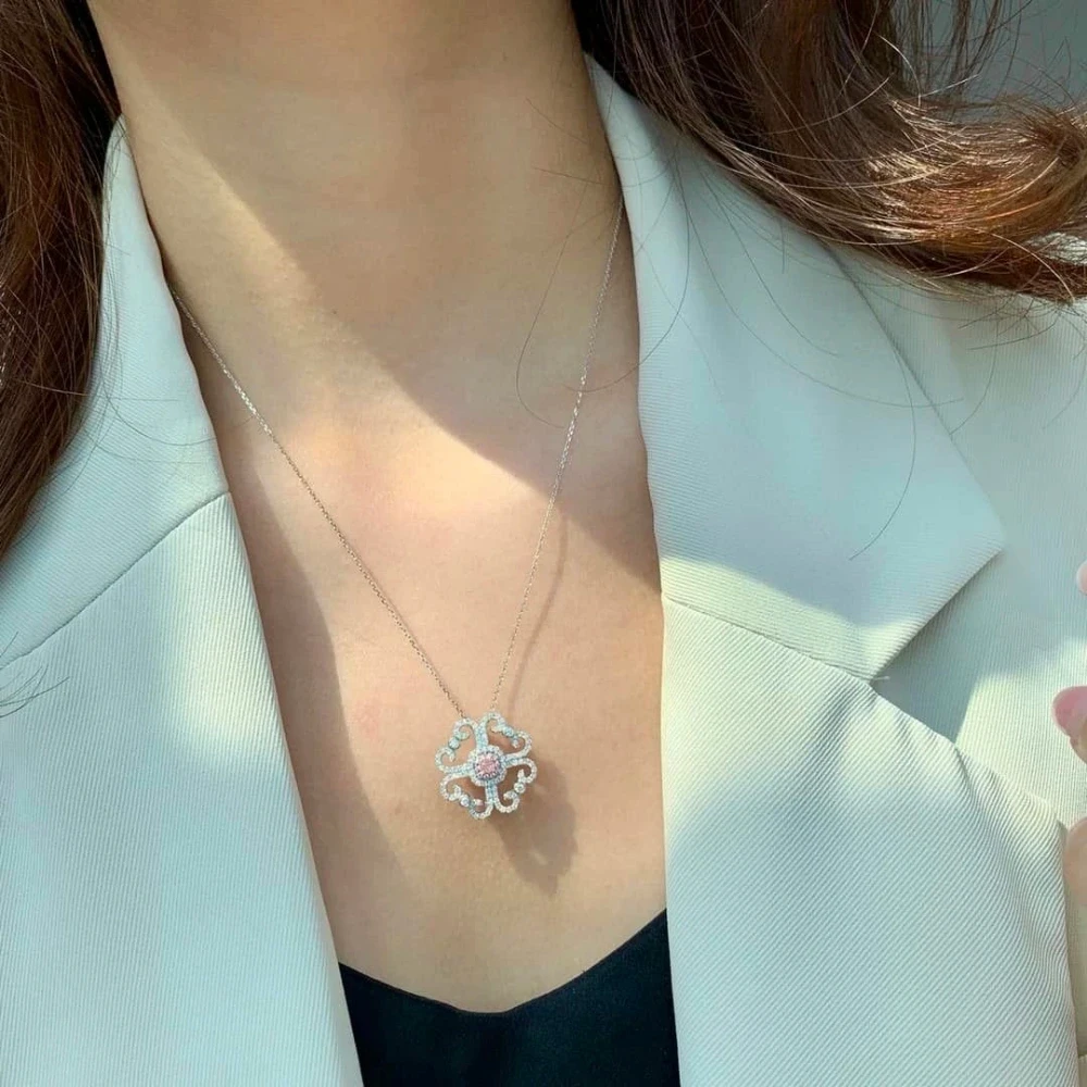 18K天然鑽石-鏤空花款項鍊