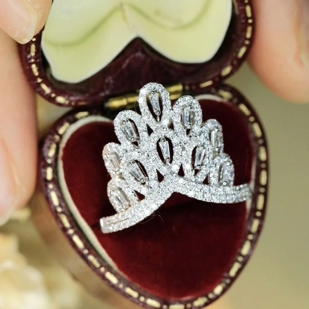 18K天然鑽石-孔雀戒指