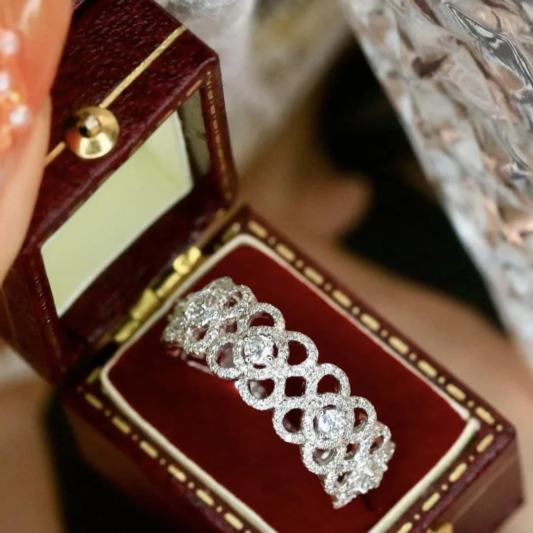 18K天然鑽石-四葉草蕾絲戒指 - 第3張圖 18K天然鑽石-四葉草蕾絲戒指