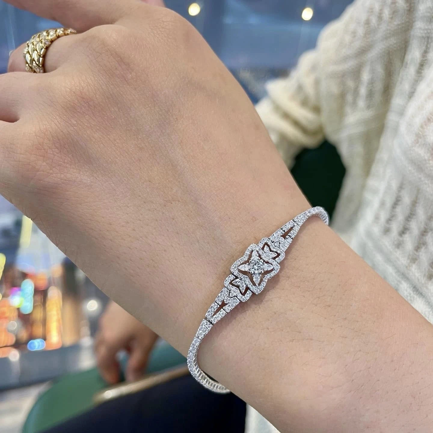 18K天然鑽石-滿鑽圖騰手鍊