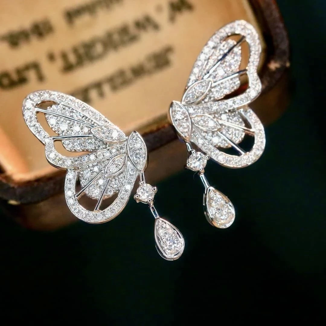 18K天然鑽石-蝴蝶耳環