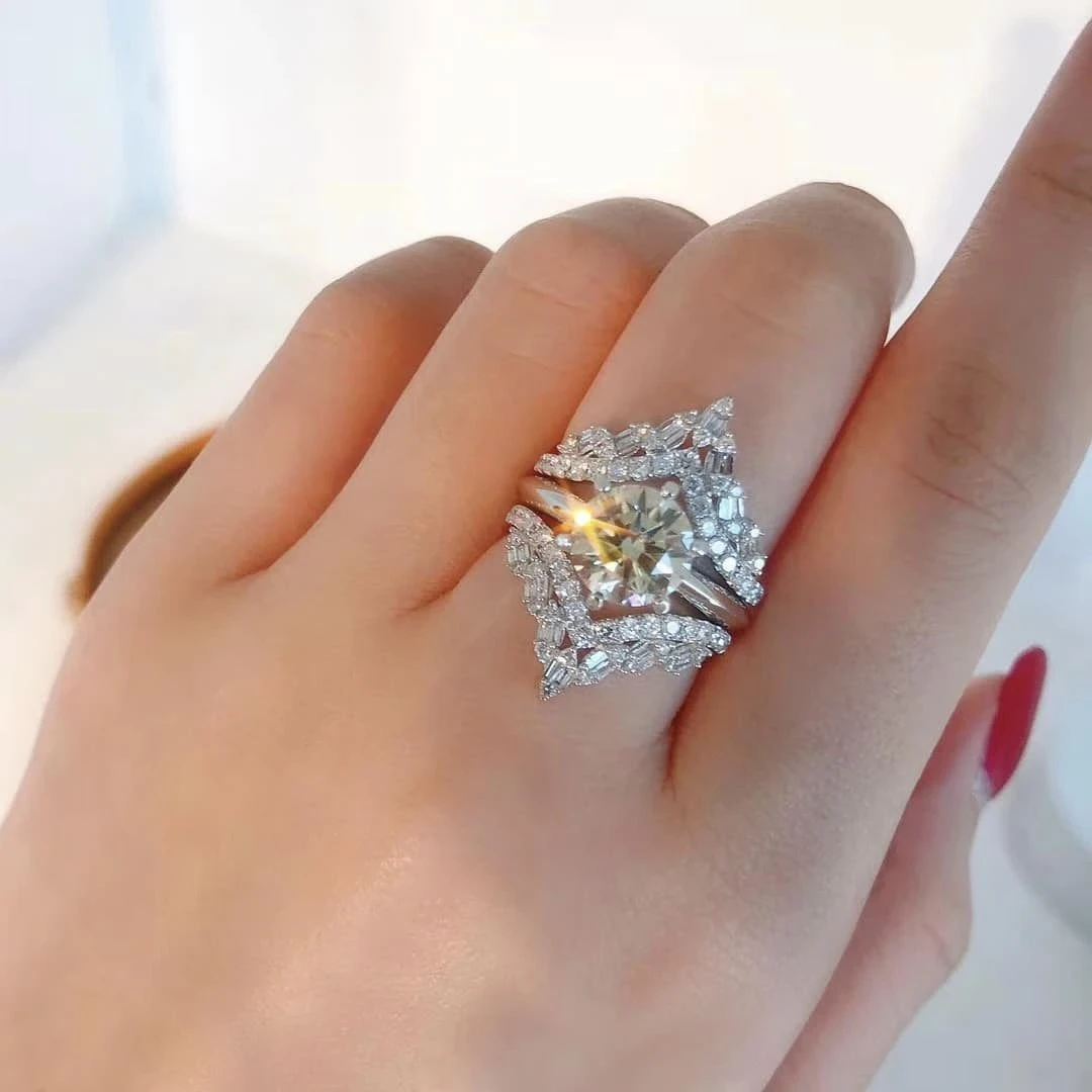 18K天然鑽石-大V戒指