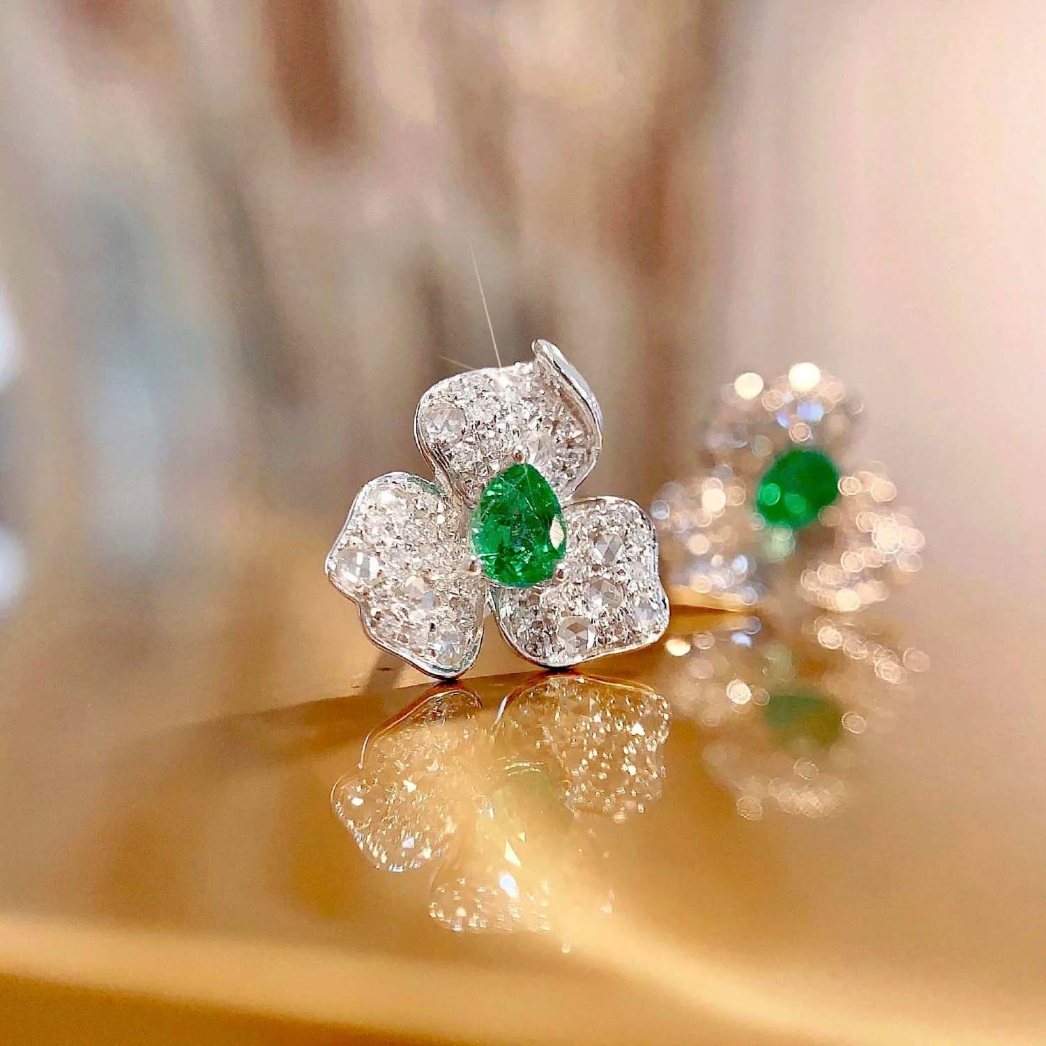 18K天然鑽石-祖母綠花瓣耳環 - 第4張圖 18K天然鑽石-祖母綠花瓣耳環