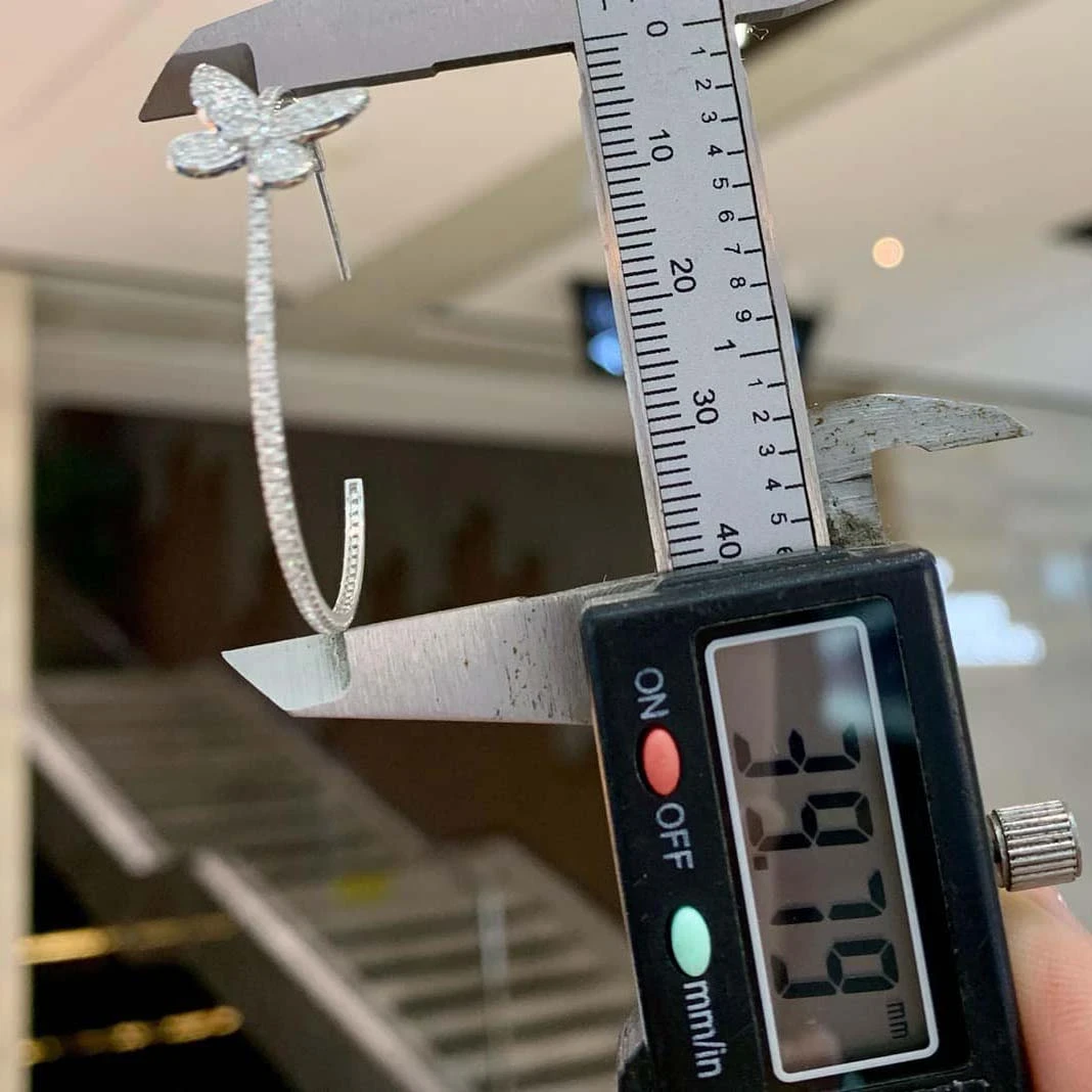 18K天然鑽石蝴蝶大耳圈耳環 - 第4張圖 18K天然鑽石蝴蝶大耳圈耳環