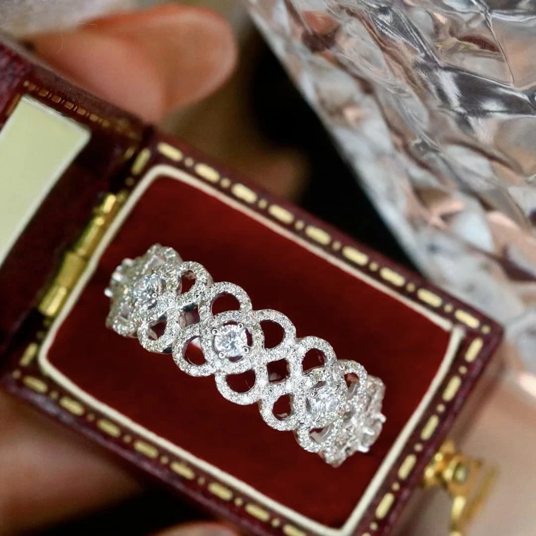 18K天然鑽石-四葉草蕾絲戒指 - 第4張圖 18K天然鑽石-四葉草蕾絲戒指