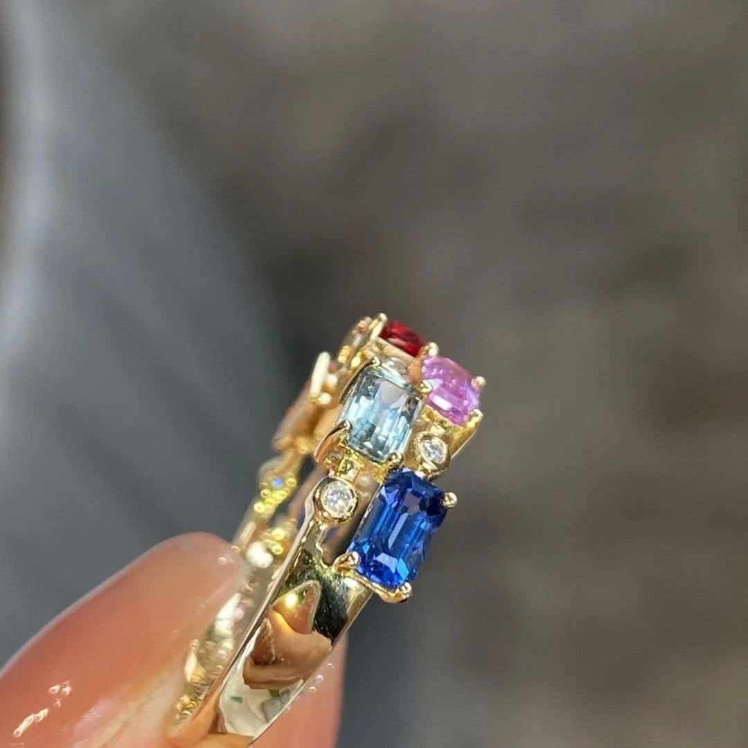 18K天然鑽石-彩色藍寶戒指