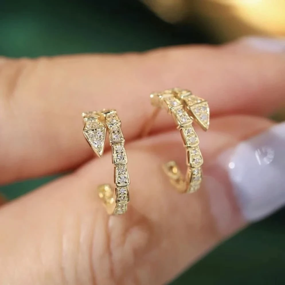 18K天然鑽石-蛇款耳環