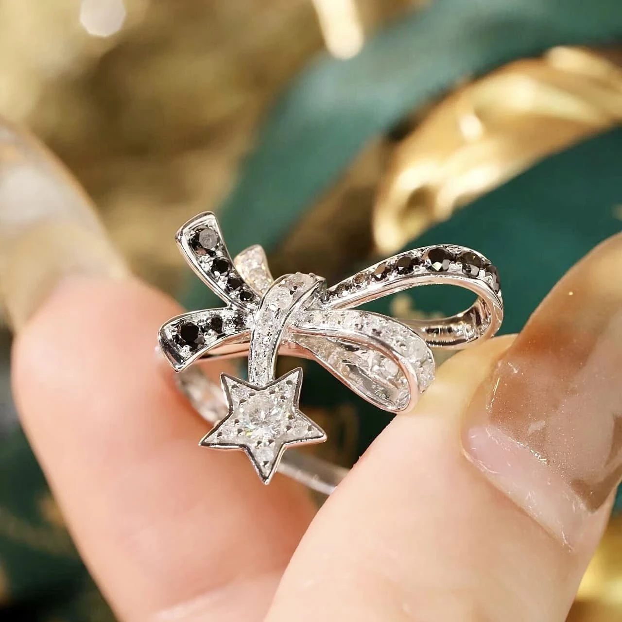 18K天然鑽石-蝴蝶結流星款戒指 - 第4張圖 18K天然鑽石-蝴蝶結流星款戒指