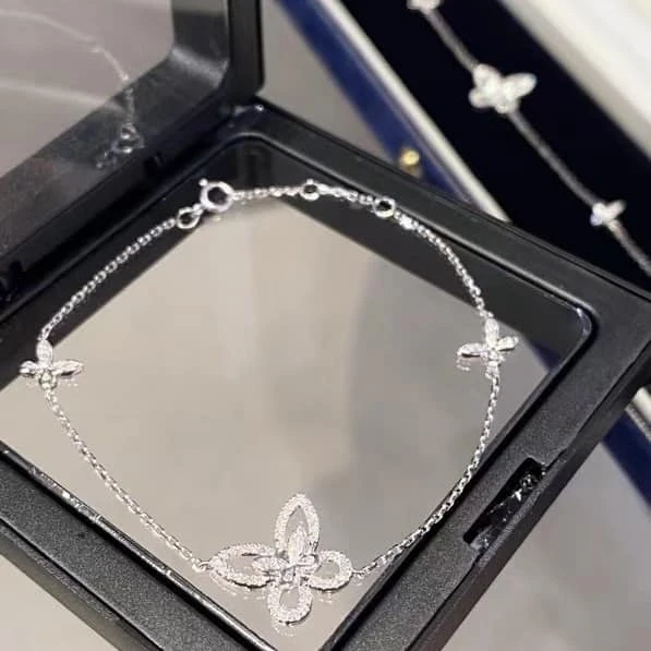 18K天然鑽石-三蝴蝶手鍊