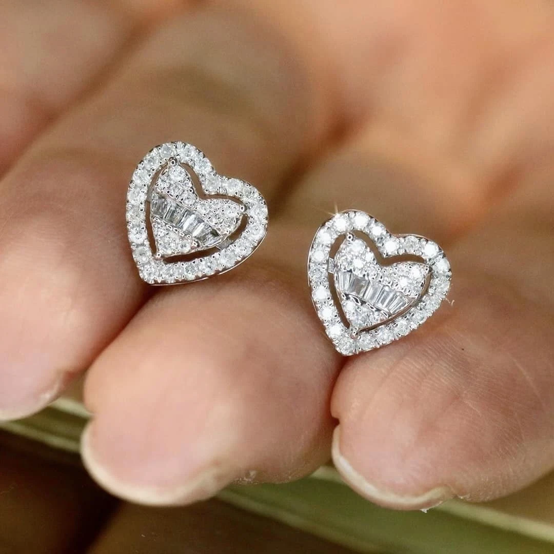 18K天然鑽石-愛心耳環