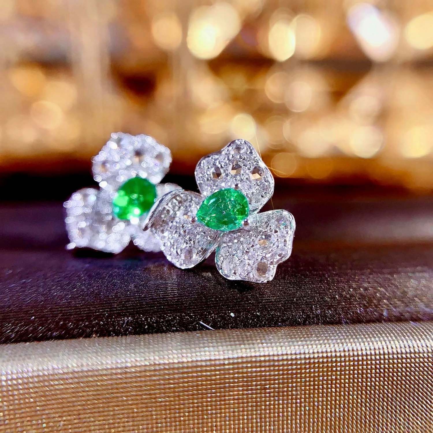 18K天然鑽石-祖母綠花瓣耳環 - 第5張圖 18K天然鑽石-祖母綠花瓣耳環