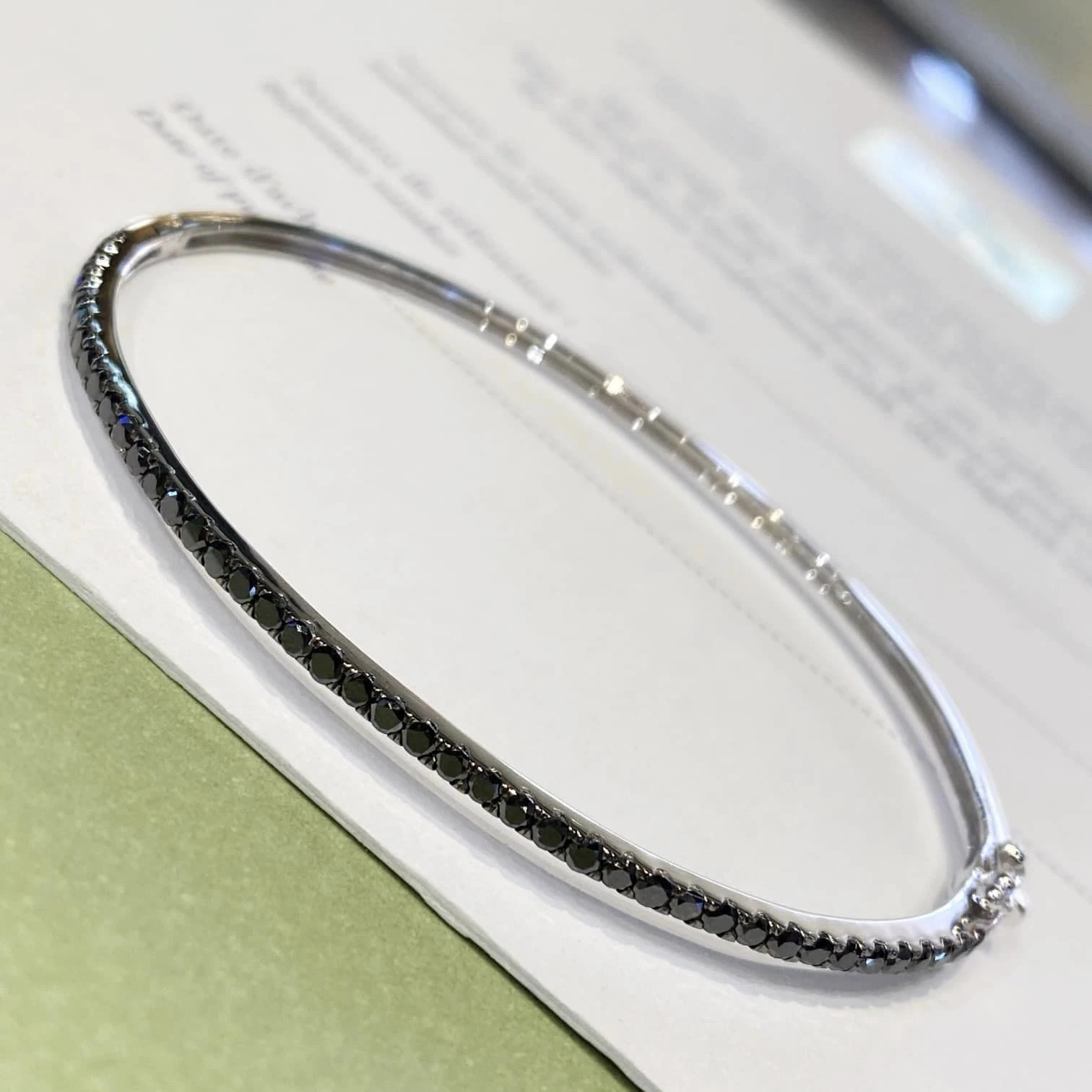 18K天然黑鑽石-個性手環