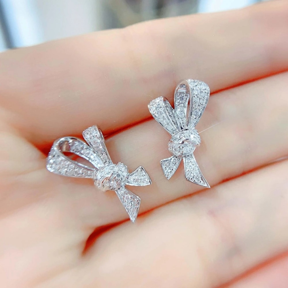 18K天然鑽石-蝴蝶結耳環