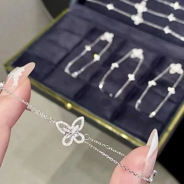 18K天然鑽石-三蝴蝶手鍊