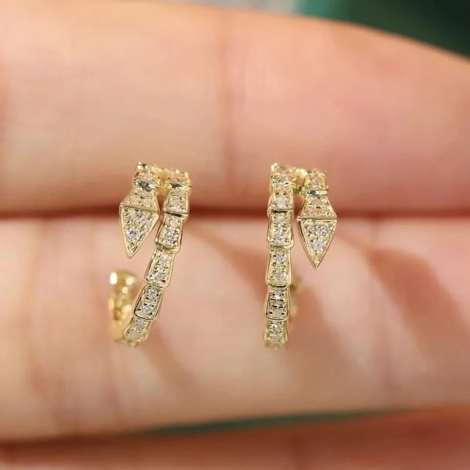 18K天然鑽石-蛇款耳環