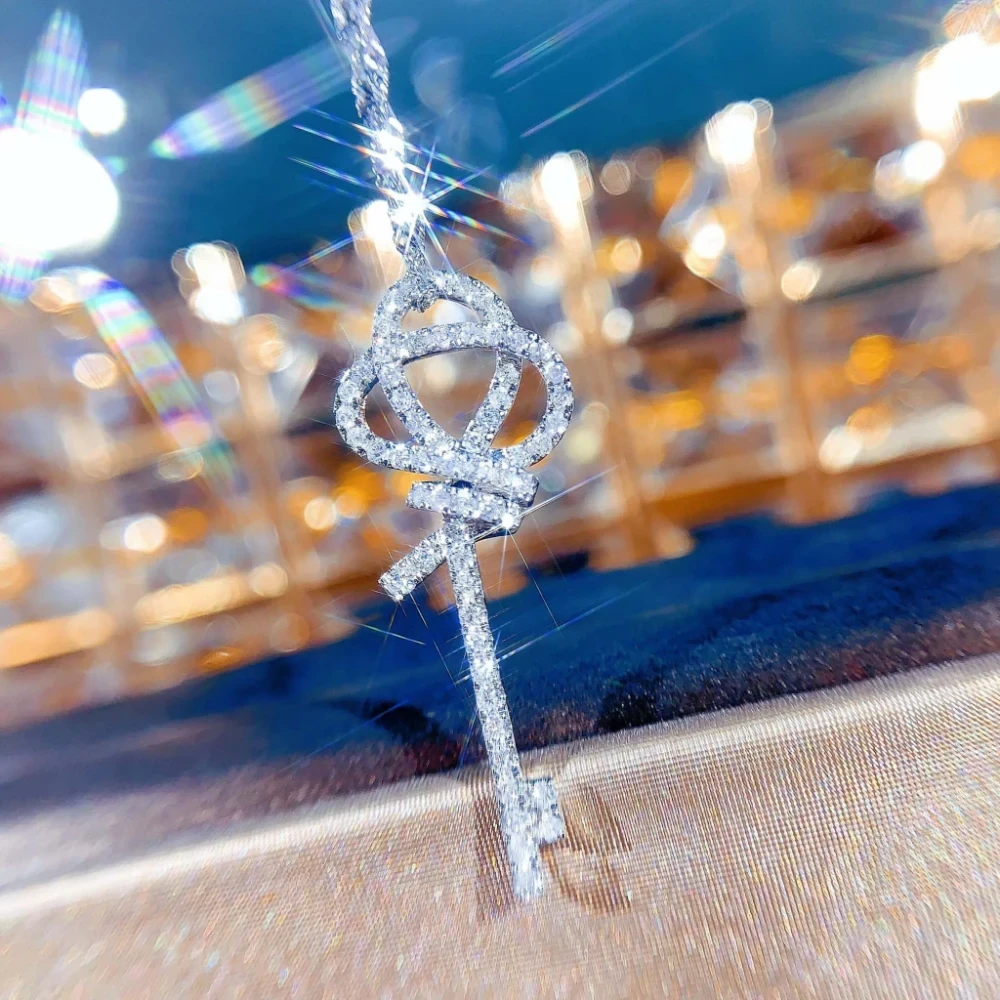 18K天然鑽石-繩結鑰匙墜飾 - 第5張圖 18K天然鑽石-繩結鑰匙墜飾