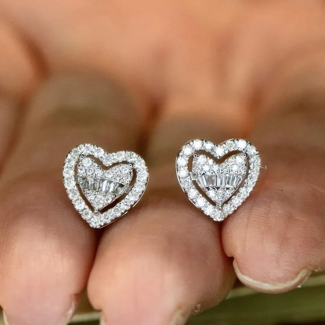 18K天然鑽石-愛心耳環