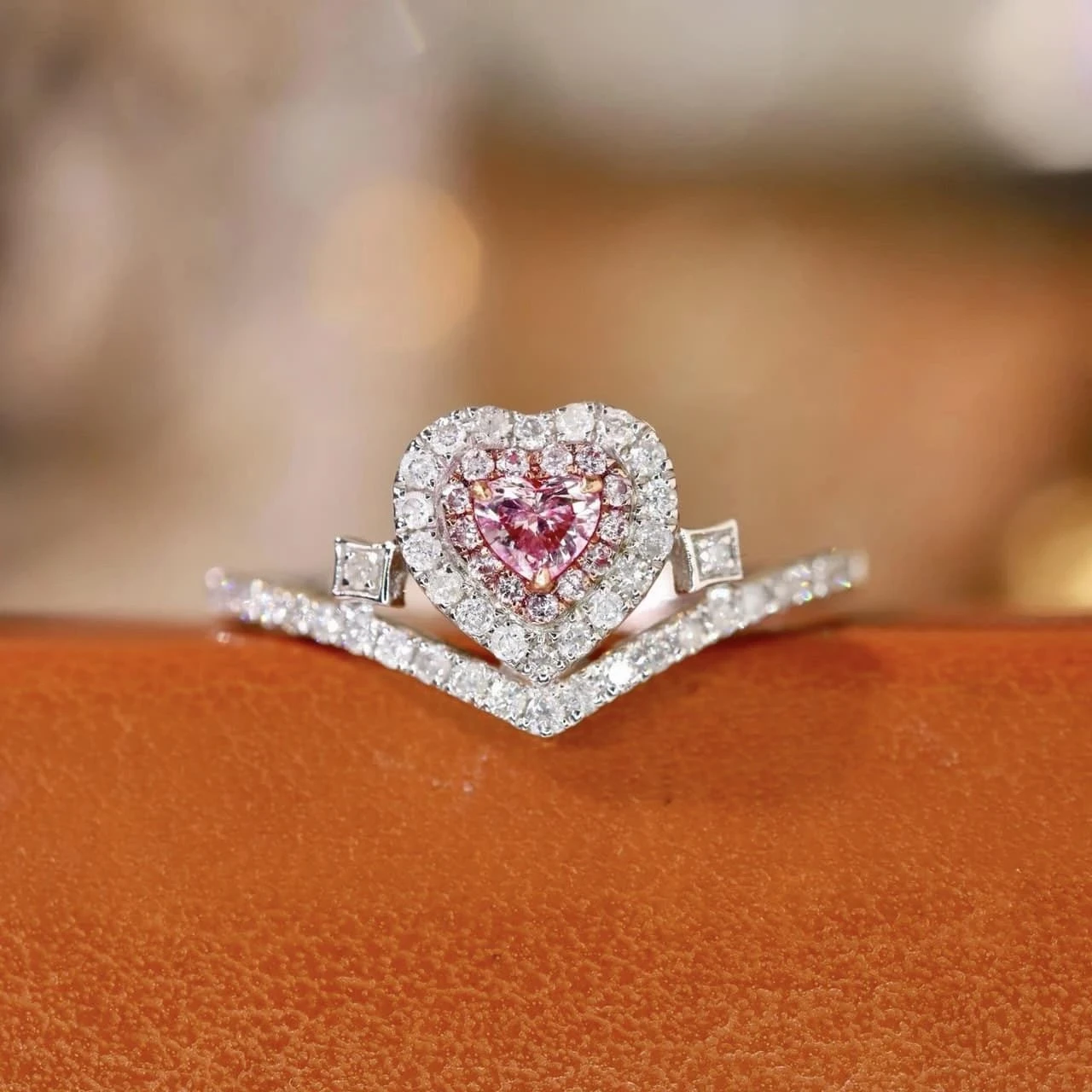 18K天然鑽石-愛心戒指