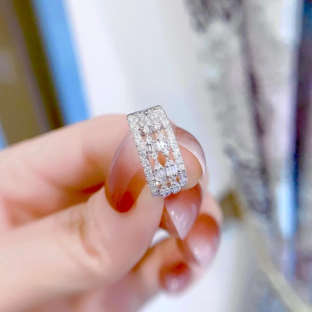 18K天然鑽石-多鑽款耳環