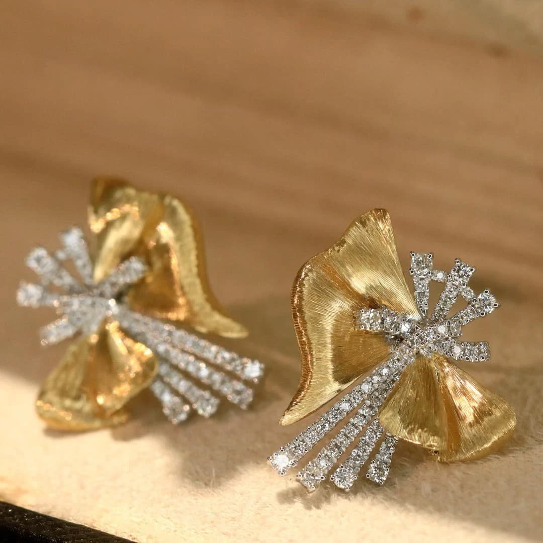 18K天然鑽石拉絲蝴蝶結耳環