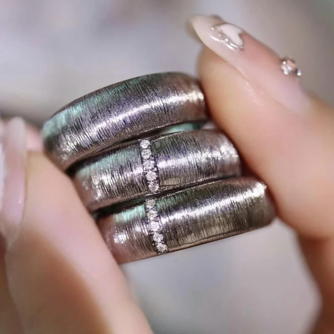 18K天然鑽石-復古拉絲戒指