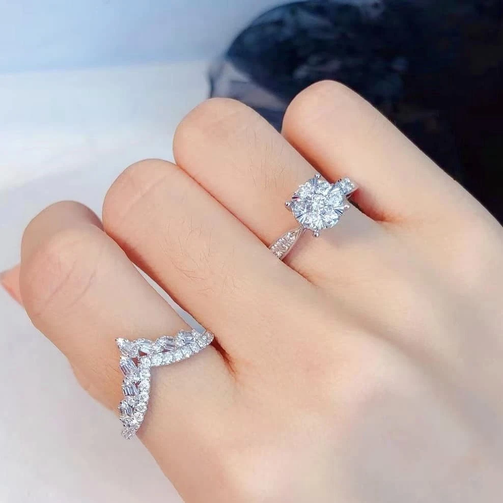 18K天然鑽石-大V戒指