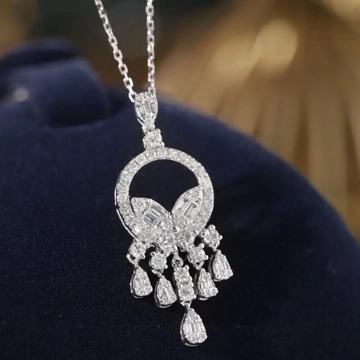 18K天然鑽石-跳舞裙子項鍊