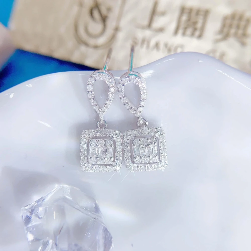 18K天然鑽石-冰糖方款耳環 - 第6張圖 18K天然鑽石-冰糖方款耳環