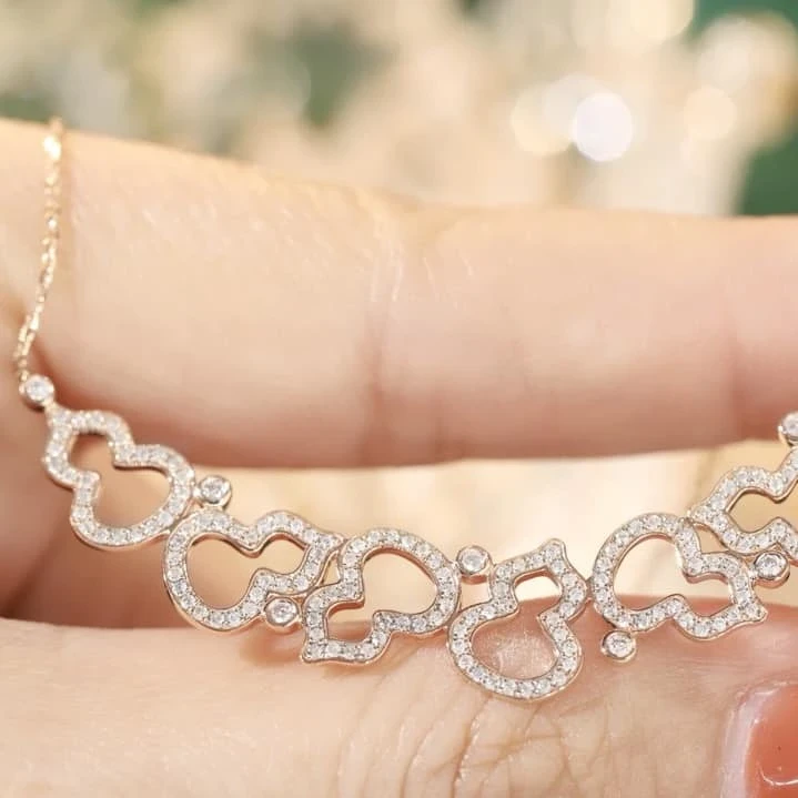 18K天然鑽石-葫蘆微笑款項鍊