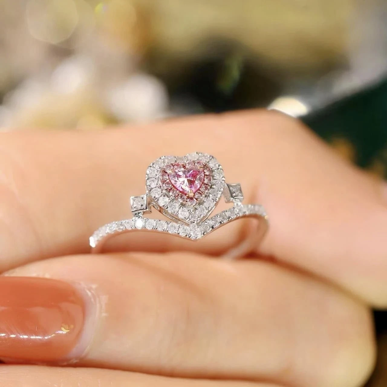 18K天然鑽石-愛心戒指