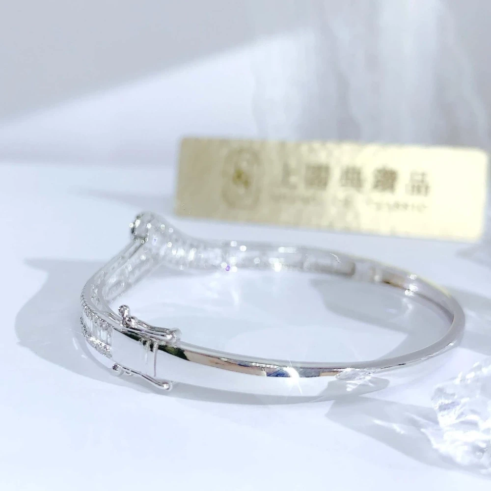 18K天然鑽石-人字手環