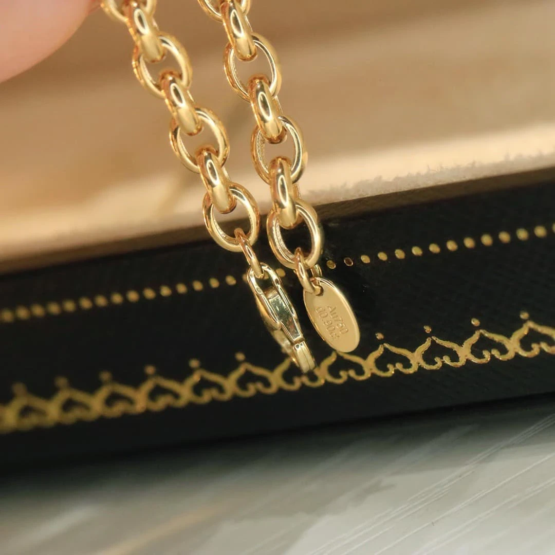 18K天然鑽石-奢華手環