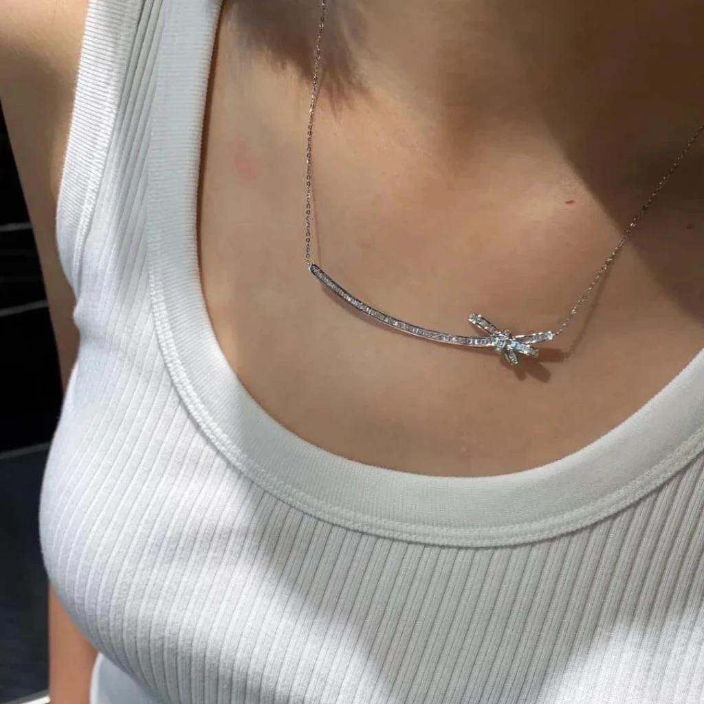 18k金天然鑽石-蝴蝶結微笑項鍊