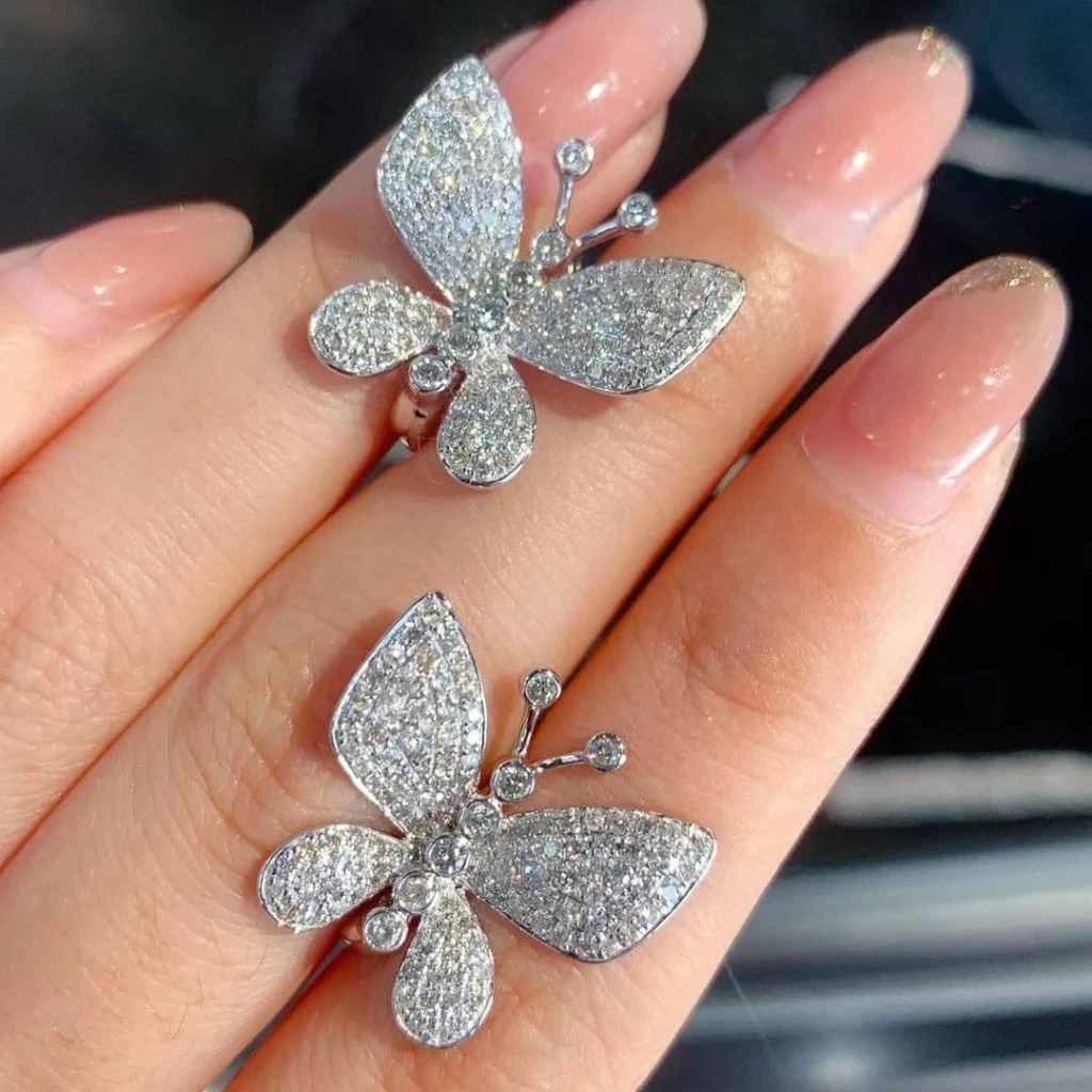 18K天然鑽石-蝴蝶耳環