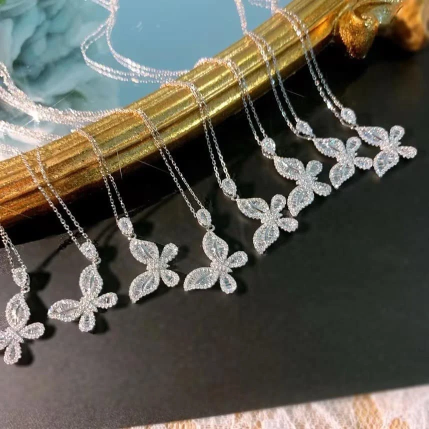 18K天然鑽石-蝴蝶造型項鍊