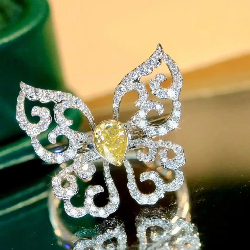 18k天然黃鑽-蝴蝶戒指