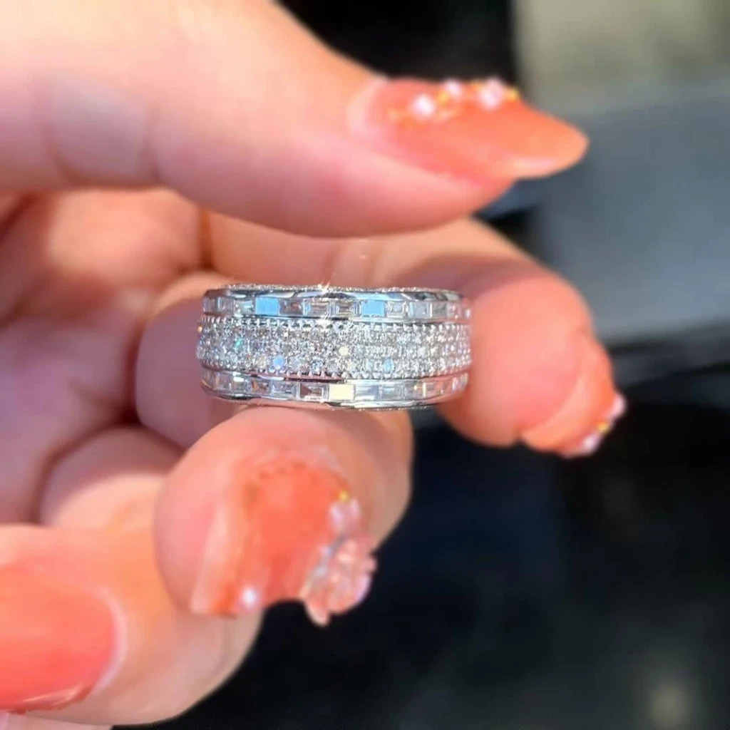 18K天然鑽石-大器款排戒