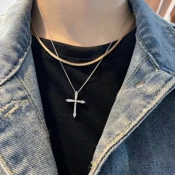 18K天然鑽石-十字架項鍊