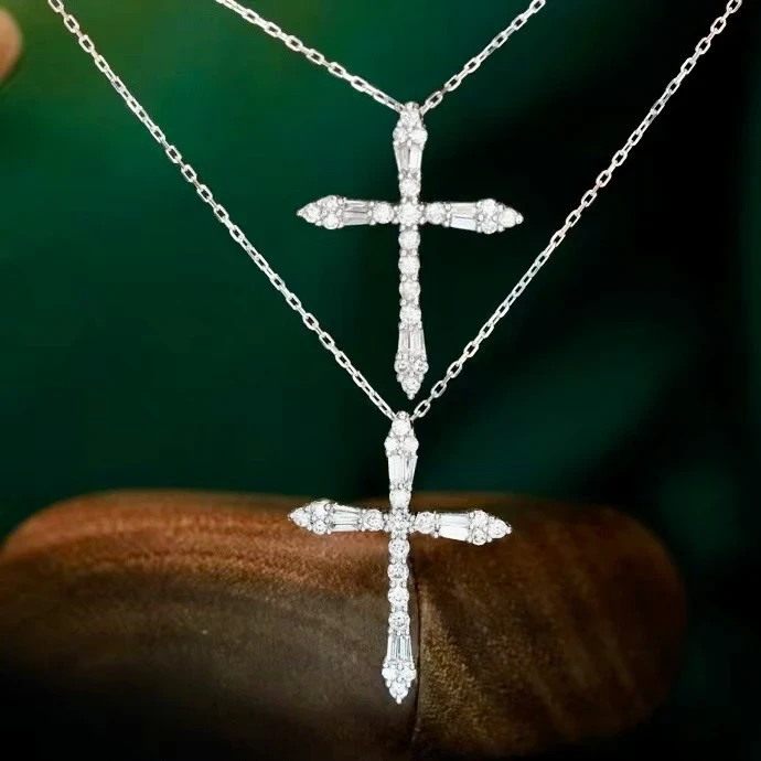 18K天然鑽石-十字架項鍊