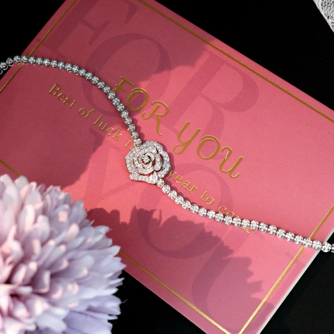 18K天然鑽石-玫瑰花造型手鍊