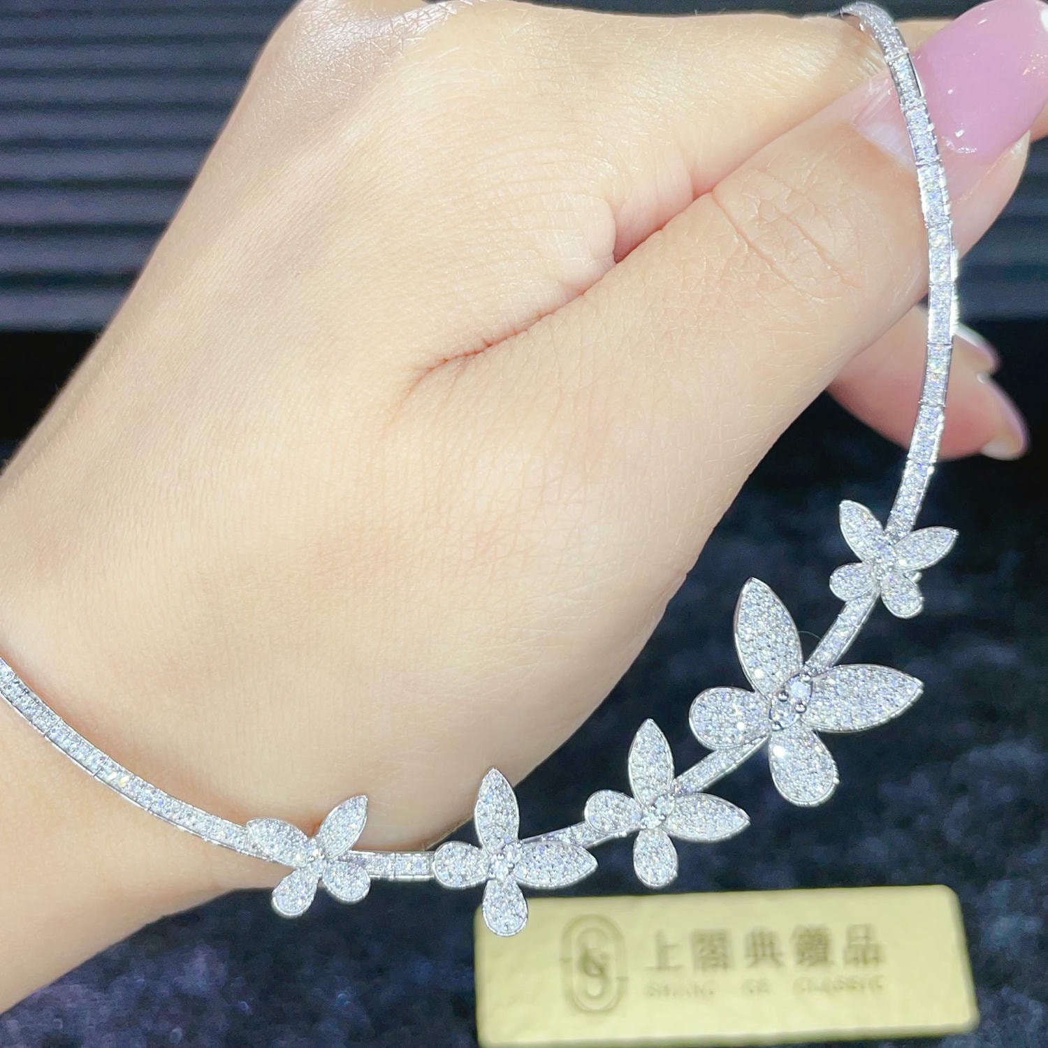 18K天然鑽石-蝴蝶項鍊