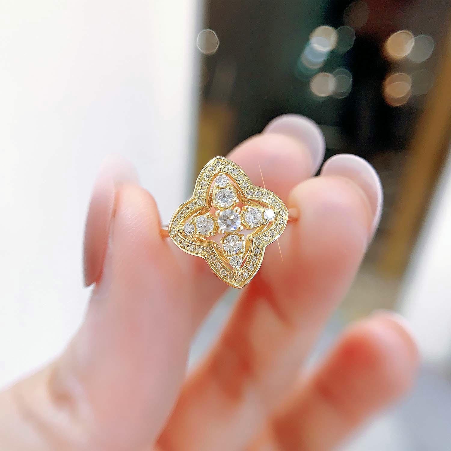 18K天然鑽石-四葉草造型戒指 - 第2張圖 18K天然鑽石-四葉草造型戒指