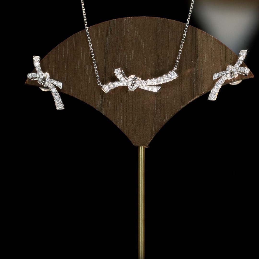 18K天然鑽石時尚蝴蝶結項鍊/戒指/耳環套裝