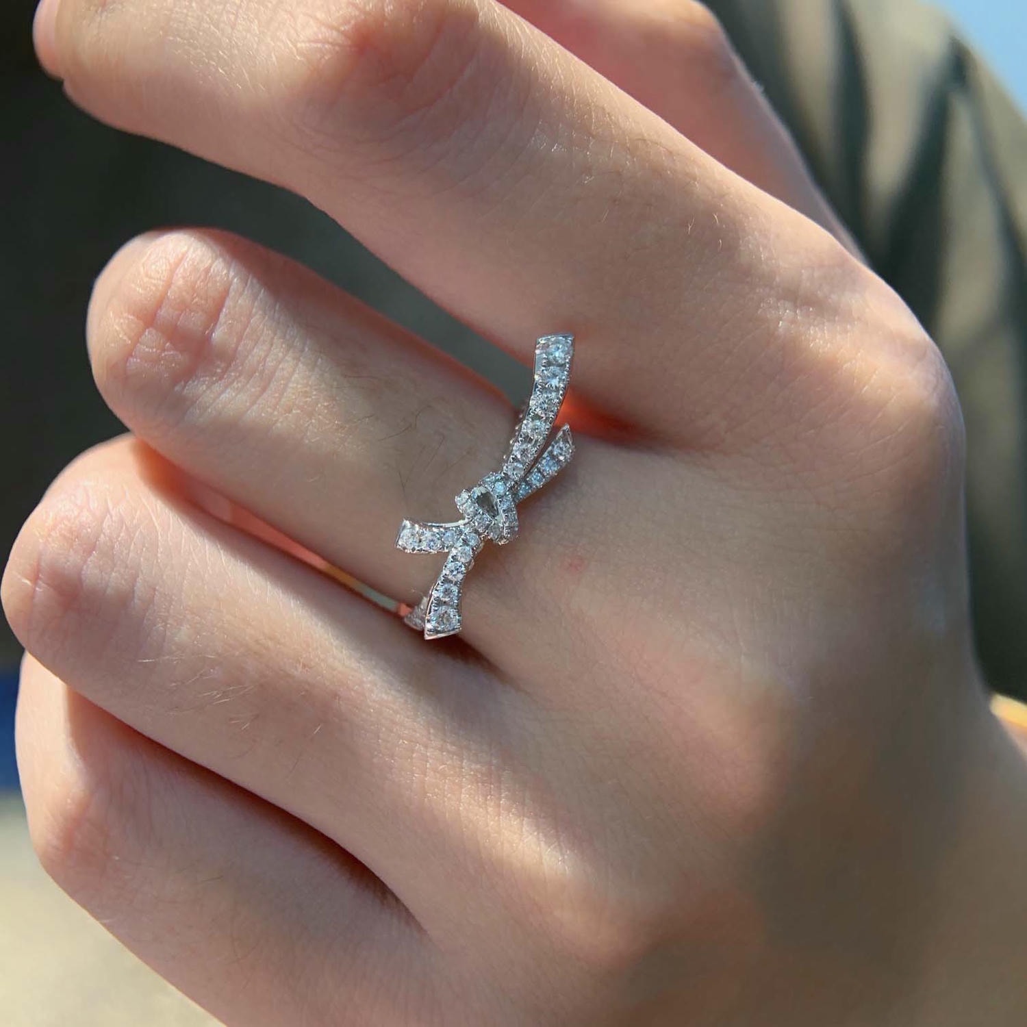 18K天然鑽石時尚蝴蝶結項鍊/戒指/耳環套裝