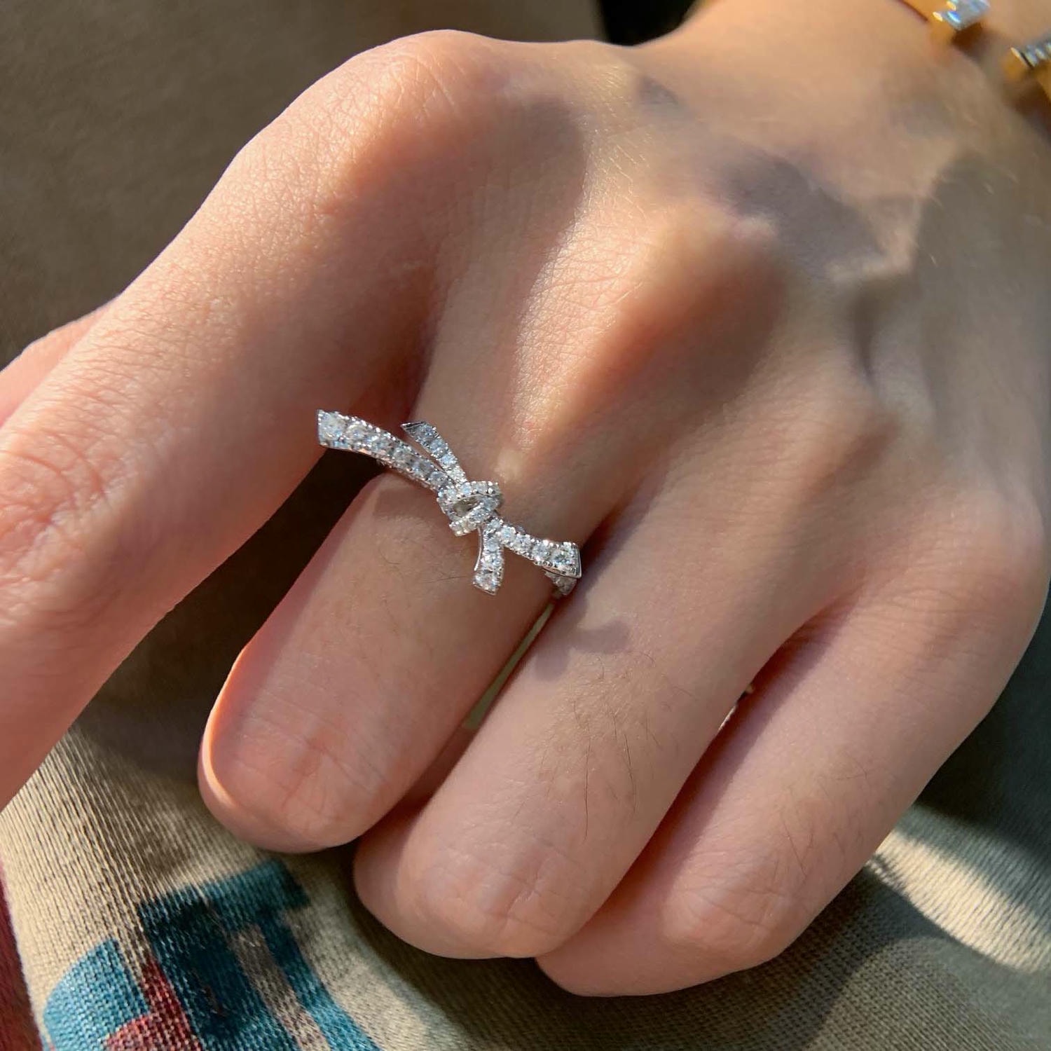 18K天然鑽石時尚蝴蝶結項鍊/戒指/耳環套裝