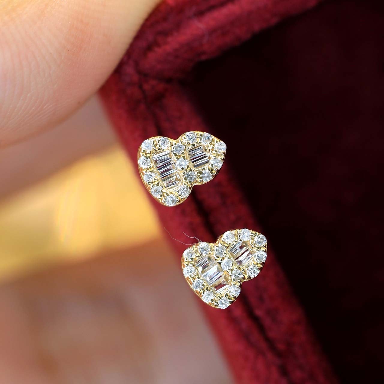 18K天然鑽石-葫蘆造型耳環